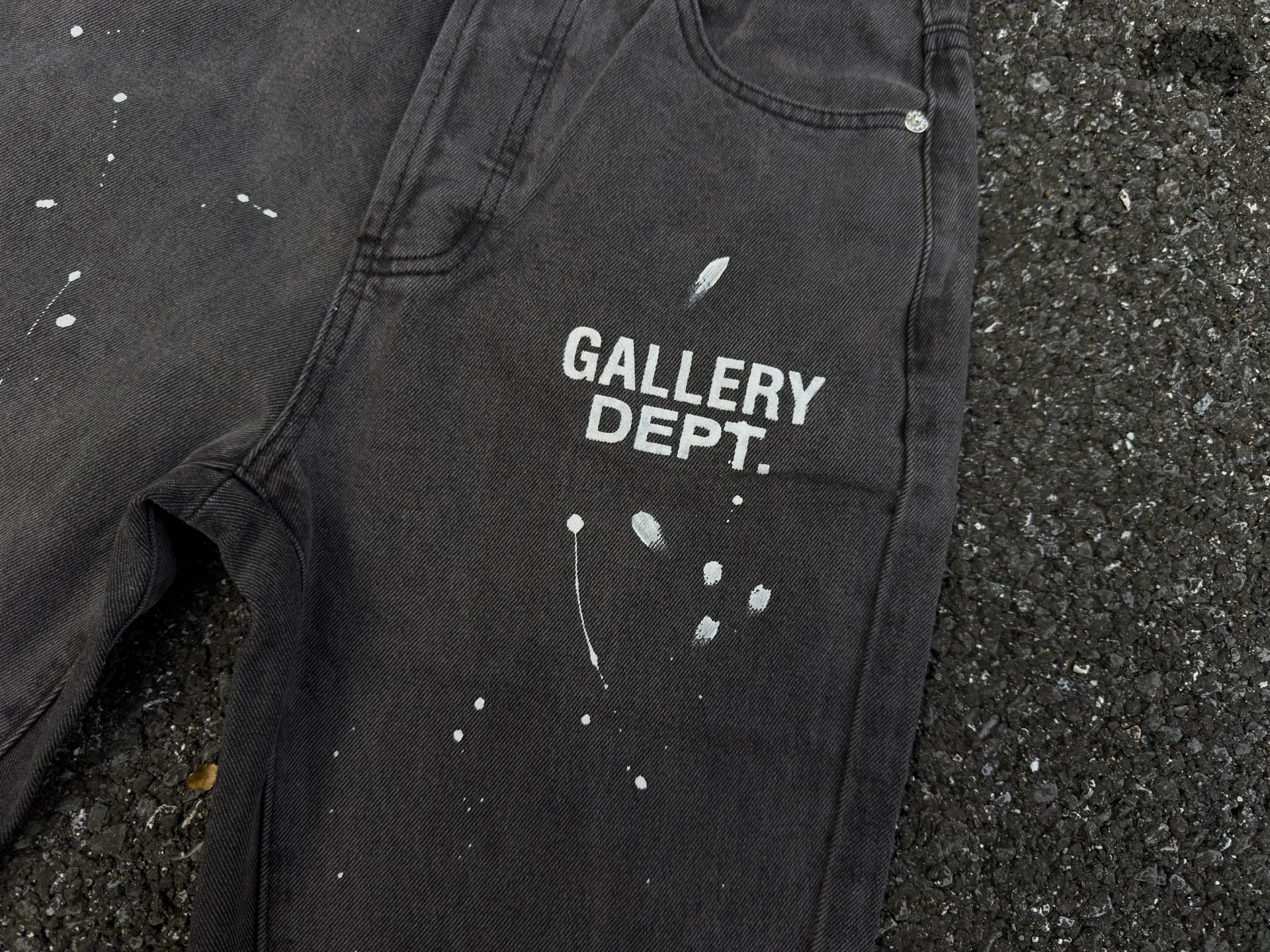 P240💰G01 GALLERY DEPT. Spliced ​​ink splash denim print logo bell bottoms washed jeans Color: black blue Code number: 28 30 32 34